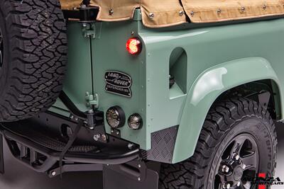 1999 Land Rover Defender 90   - Photo 74 - Houston, TX 77024