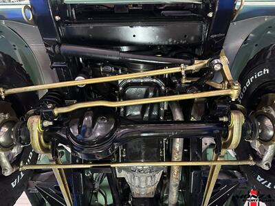 1999 Land Rover Defender 90   - Photo 44 - Houston, TX 77024