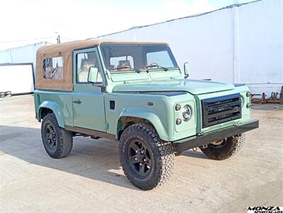 1999 Land Rover Defender 90   - Photo 6 - Houston, TX 77024