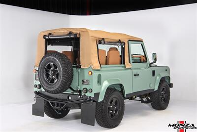 1999 Land Rover Defender 90   - Photo 103 - Houston, TX 77024