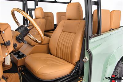 1999 Land Rover Defender 90   - Photo 144 - Houston, TX 77024