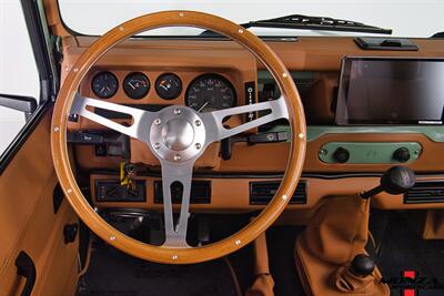 1999 Land Rover Defender 90   - Photo 121 - Houston, TX 77024