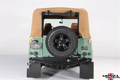 1999 Land Rover Defender 90   - Photo 101 - Houston, TX 77024