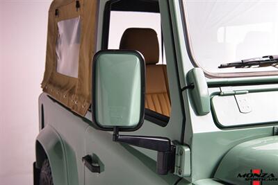 1999 Land Rover Defender 90   - Photo 96 - Houston, TX 77024