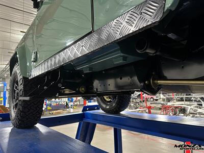 1999 Land Rover Defender 90   - Photo 57 - Houston, TX 77024