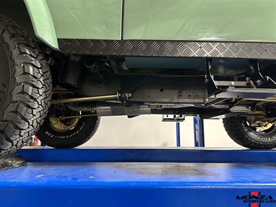 1999 Land Rover Defender 90   - Photo 49 - Houston, TX 77024