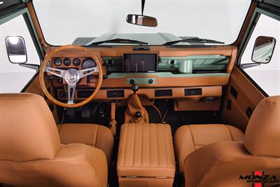 1999 Land Rover Defender 90   - Photo 120 - Houston, TX 77024