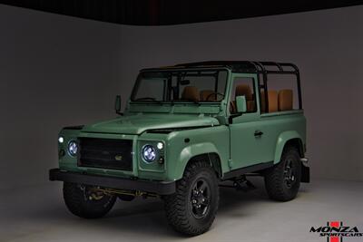 1999 Land Rover Defender 90   - Photo 140 - Houston, TX 77024