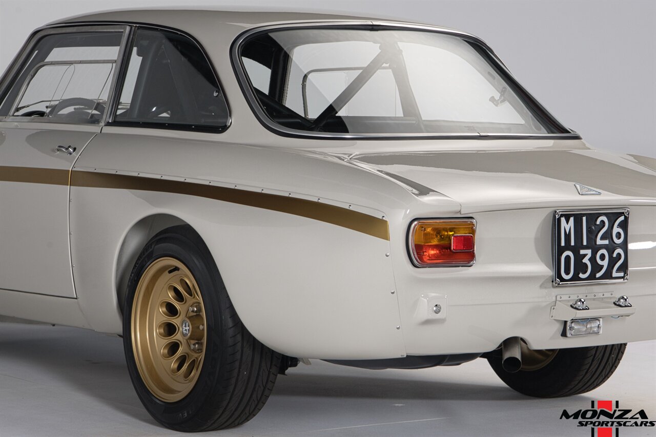 1976 Alfa Romeo GTAm Tribute - Photo 11 - Houston, TX 77024