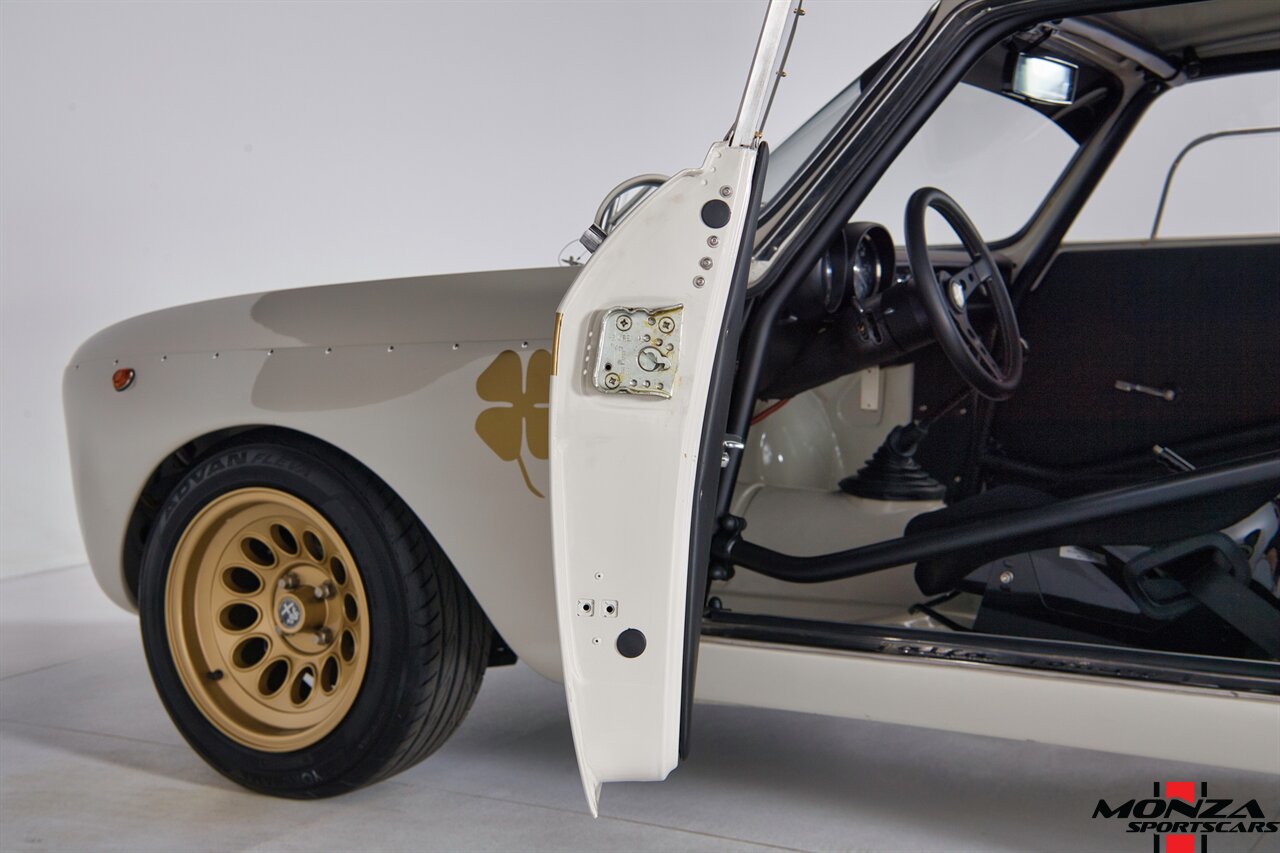 1976 Alfa Romeo GTAm Tribute - Photo 30 - Houston, TX 77024