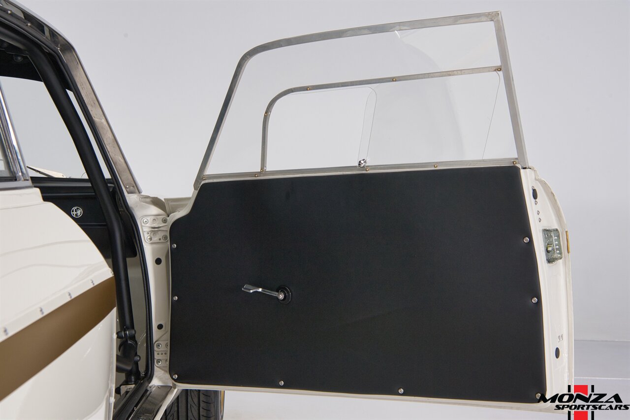 1976 Alfa Romeo GTAm Tribute - Photo 115 - Houston, TX 77024