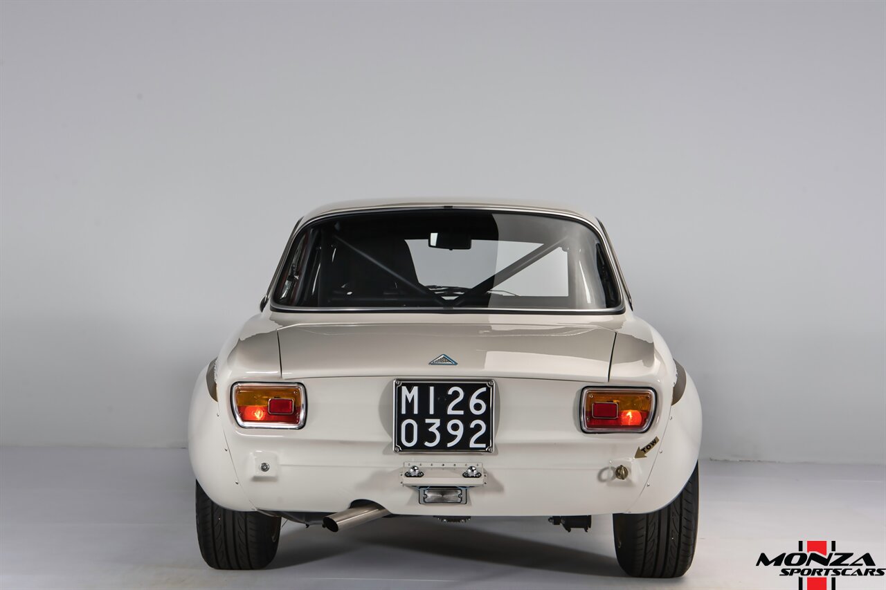 1976 Alfa Romeo GTAm Tribute - Photo 18 - Houston, TX 77024