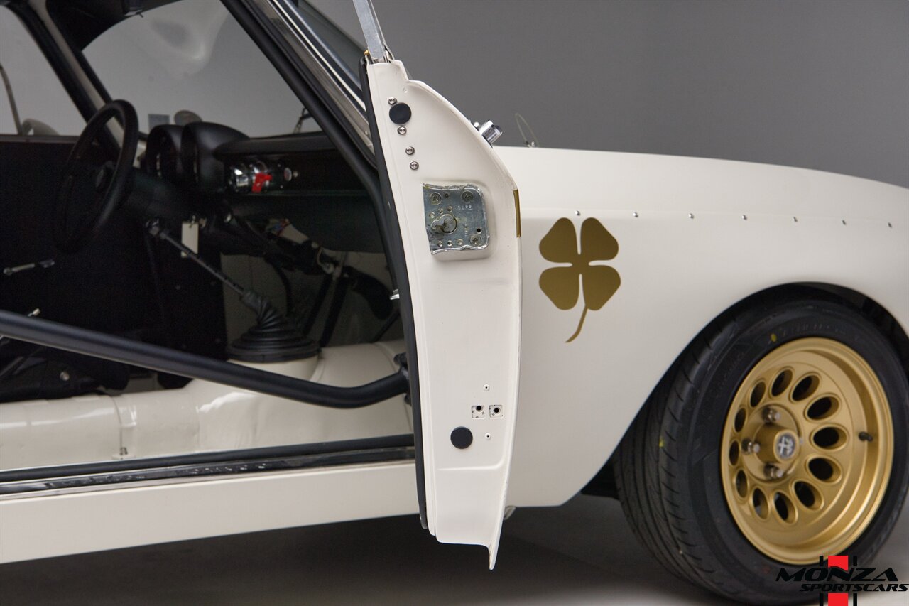 1976 Alfa Romeo GTAm Tribute - Photo 67 - Houston, TX 77024