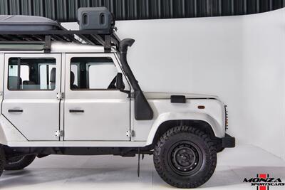 1999 Land Rover Defender 110 TD5   - Photo 24 - Houston, TX 77024