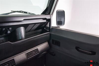 1999 Land Rover Defender 110 TD5   - Photo 96 - Houston, TX 77024