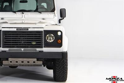 1999 Land Rover Defender 110 TD5   - Photo 18 - Houston, TX 77024