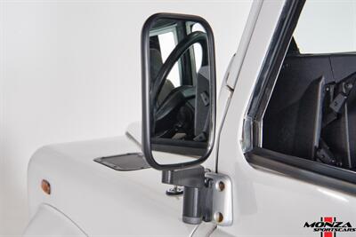1999 Land Rover Defender 110 TD5   - Photo 32 - Houston, TX 77024