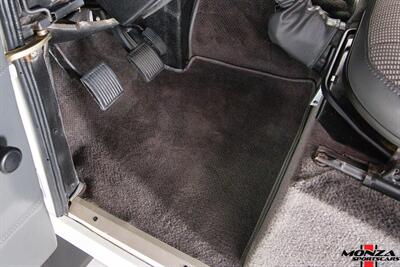 1999 Land Rover Defender 110 TD5   - Photo 88 - Houston, TX 77024
