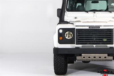 1999 Land Rover Defender 110 TD5   - Photo 17 - Houston, TX 77024