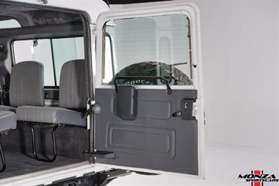 1999 Land Rover Defender 110 TD5   - Photo 63 - Houston, TX 77024
