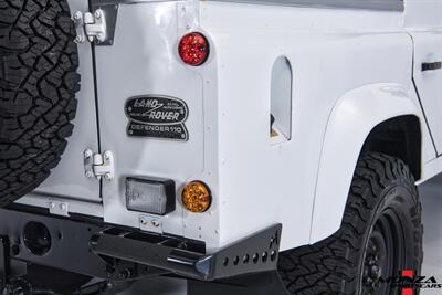 1999 Land Rover Defender 110 TD5   - Photo 31 - Houston, TX 77024