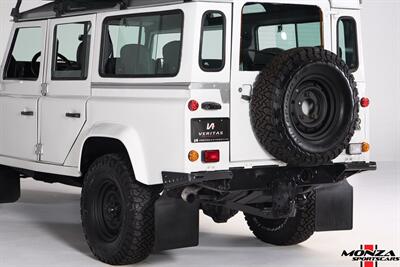 1999 Land Rover Defender 110 TD5   - Photo 10 - Houston, TX 77024