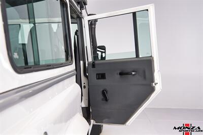 1999 Land Rover Defender 110 TD5   - Photo 55 - Houston, TX 77024