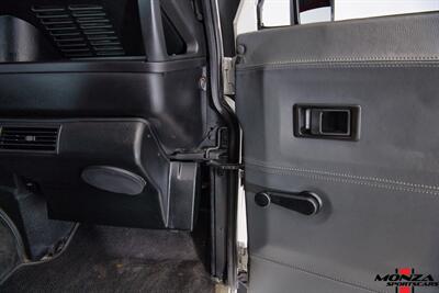 1999 Land Rover Defender 110 TD5   - Photo 47 - Houston, TX 77024