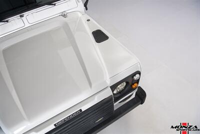 1999 Land Rover Defender 110 TD5   - Photo 21 - Houston, TX 77024