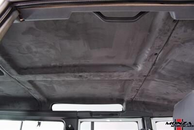 1999 Land Rover Defender 110 TD5   - Photo 61 - Houston, TX 77024