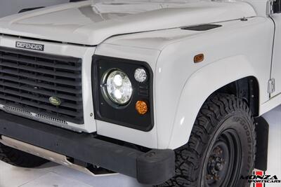 1999 Land Rover Defender 110 TD5   - Photo 5 - Houston, TX 77024