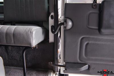 1999 Land Rover Defender 110 TD5   - Photo 74 - Houston, TX 77024