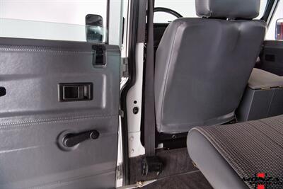 1999 Land Rover Defender 110 TD5   - Photo 78 - Houston, TX 77024