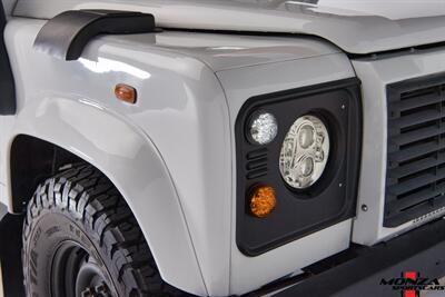 1999 Land Rover Defender 110 TD5   - Photo 27 - Houston, TX 77024