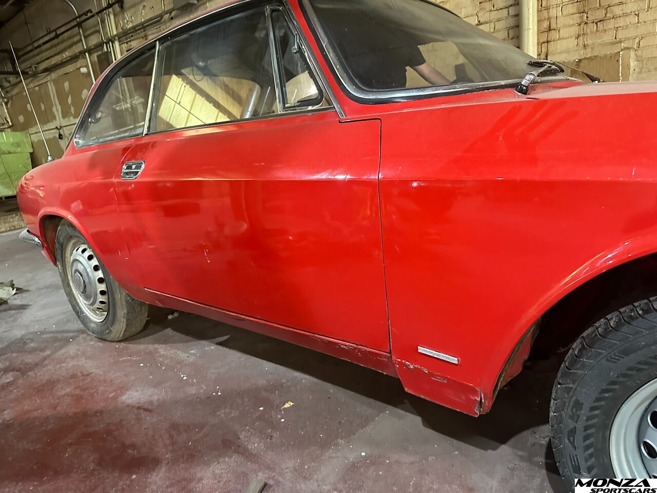 1966 Alfa Romeo Giulia GT Veloce - Photo 8 - Houston, TX 77024