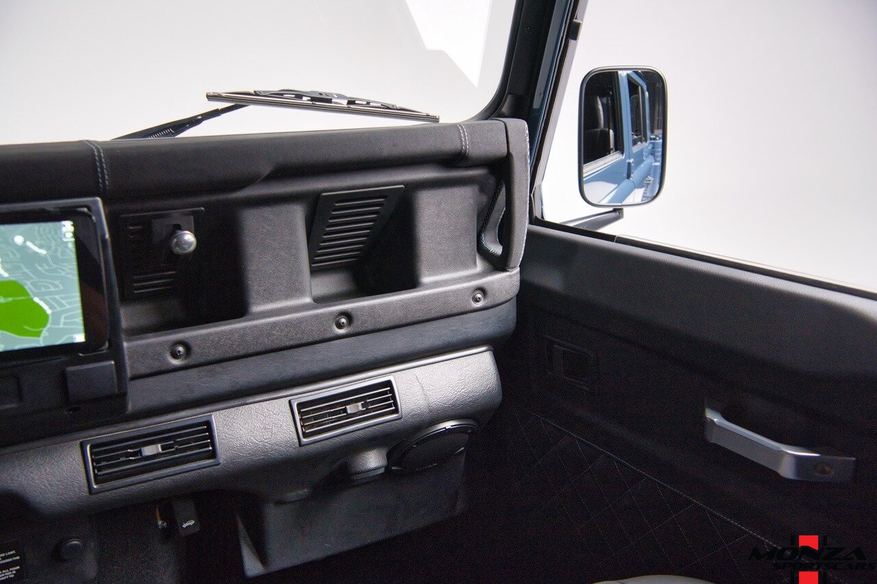 1999 Land Rover Defender 130 - Photo 65 - Houston, TX 77024