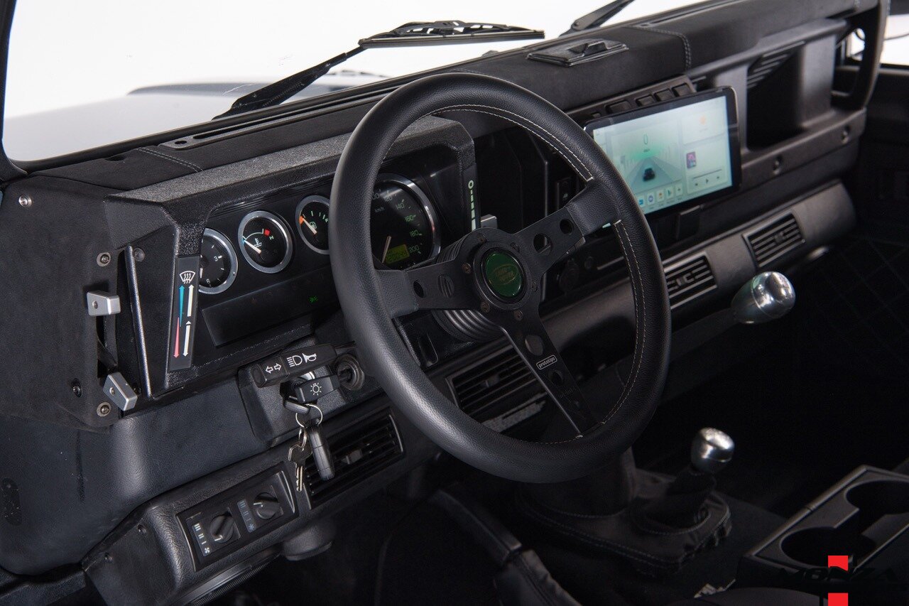 1999 Land Rover Defender 130 - Photo 62 - Houston, TX 77024