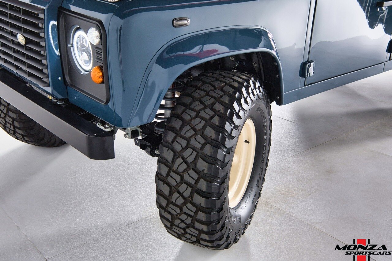 1999 Land Rover Defender 130 - Photo 26 - Houston, TX 77024