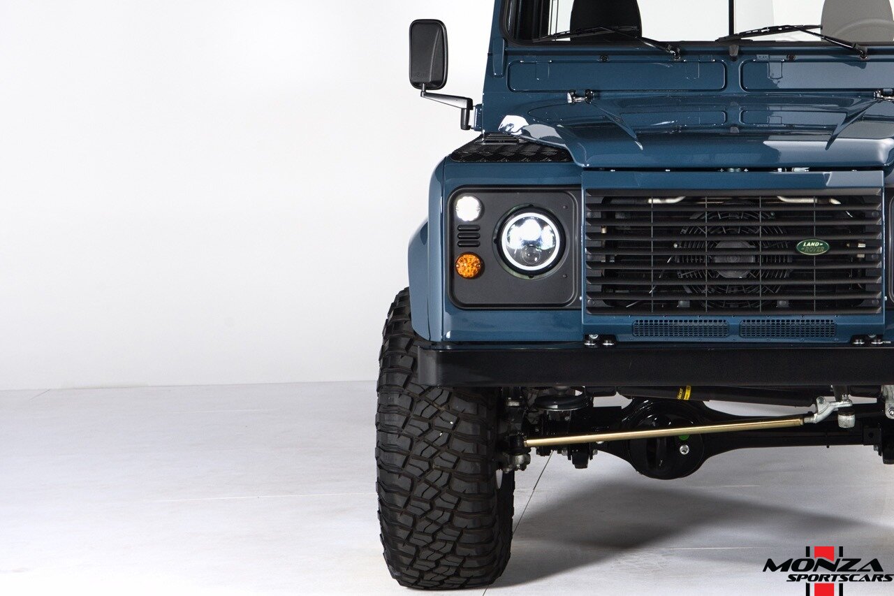 1999 Land Rover Defender 130 - Photo 14 - Houston, TX 77024