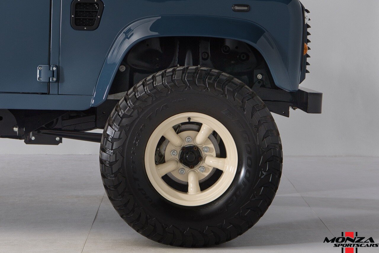 1999 Land Rover Defender 130 - Photo 96 - Houston, TX 77024