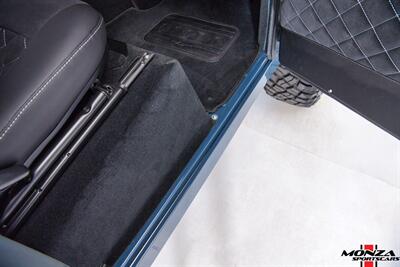 1999 Land Rover Defender 130 - Photo 101 - Houston, TX 77024