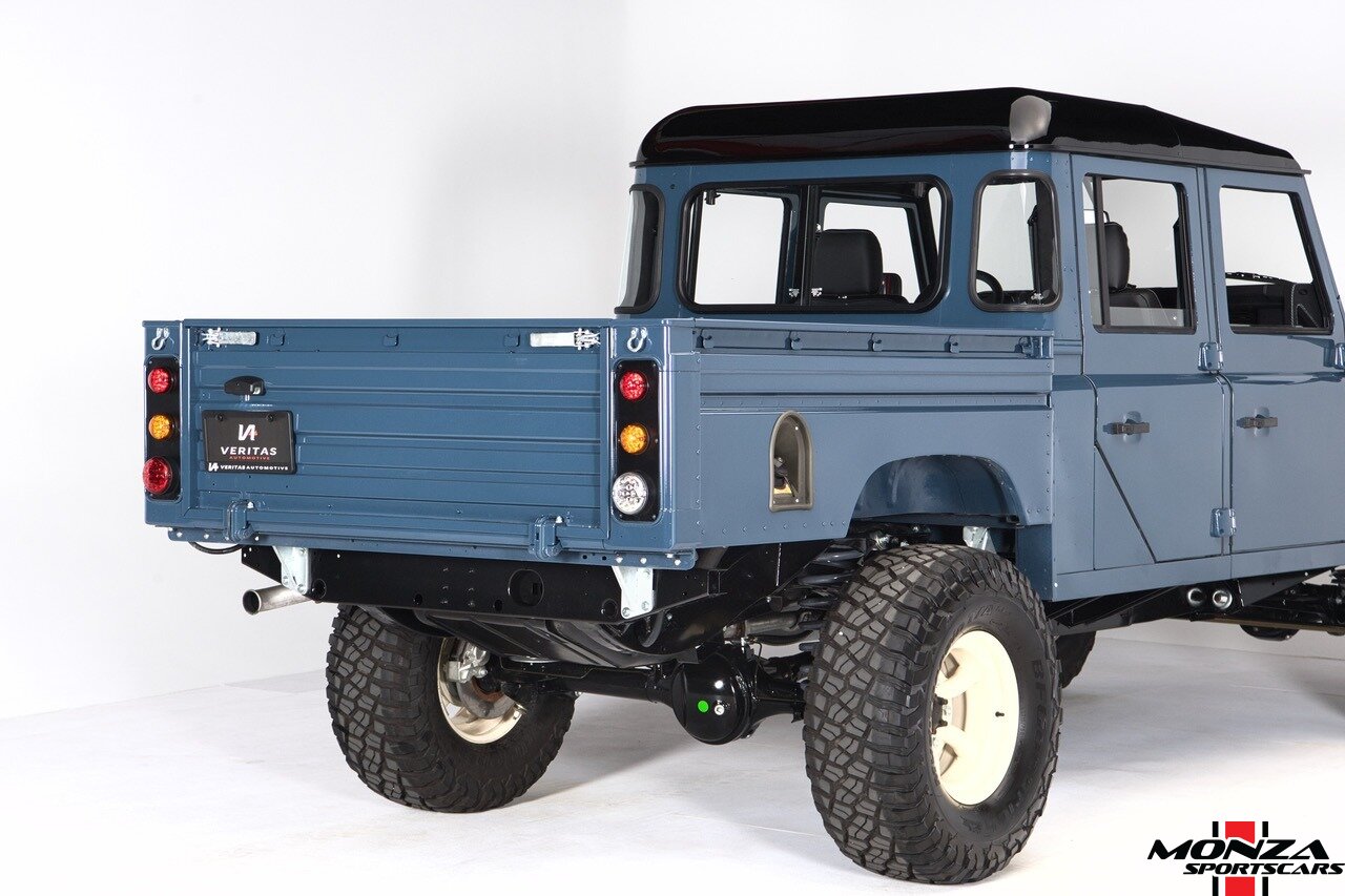 1999 Land Rover Defender 130 - Photo 12 - Houston, TX 77024