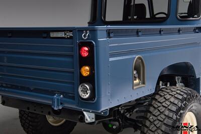 1999 Land Rover Defender 130 - Photo 94 - Houston, TX 77024