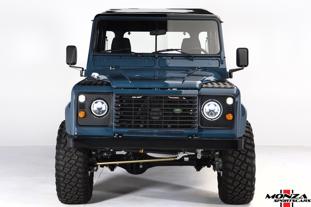 1999 Land Rover Defender 130 - Photo 4 - Houston, TX 77024