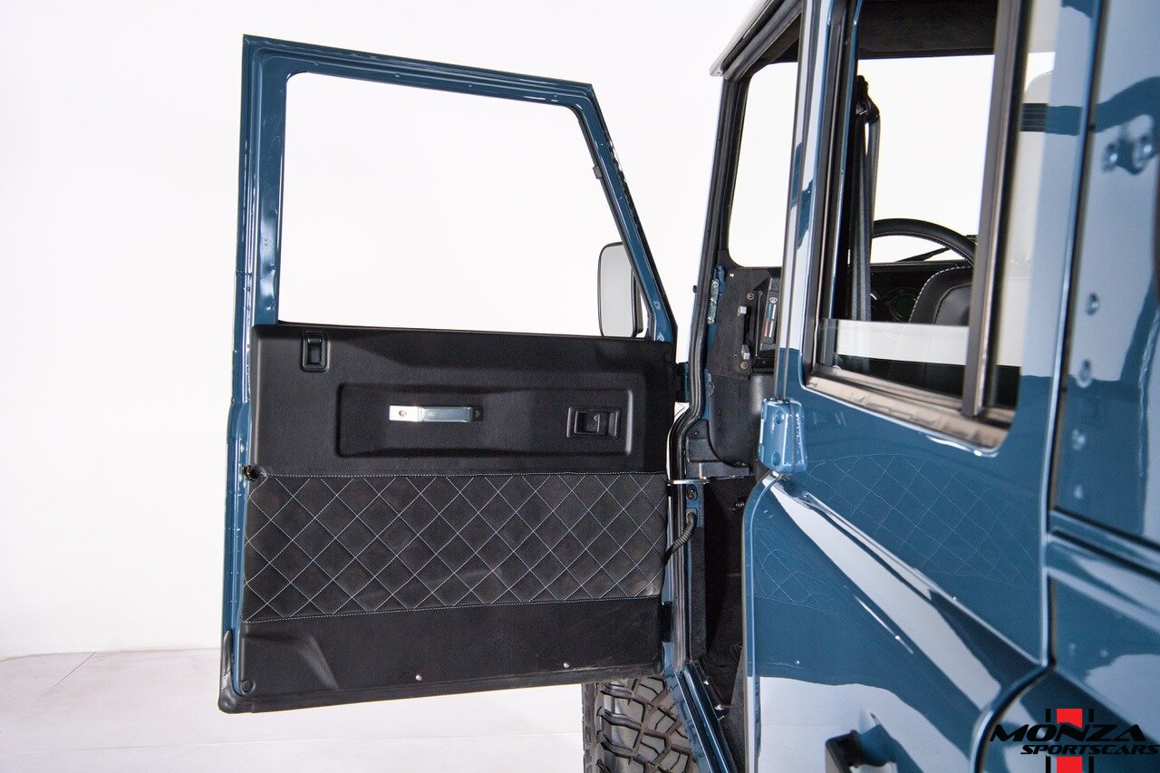 1999 Land Rover Defender 130 - Photo 117 - Houston, TX 77024