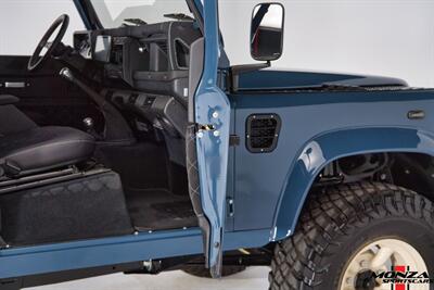 1999 Land Rover Defender 130 - Photo 98 - Houston, TX 77024