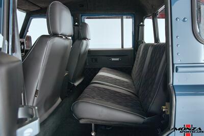 1999 Land Rover Defender 130 - Photo 42 - Houston, TX 77024