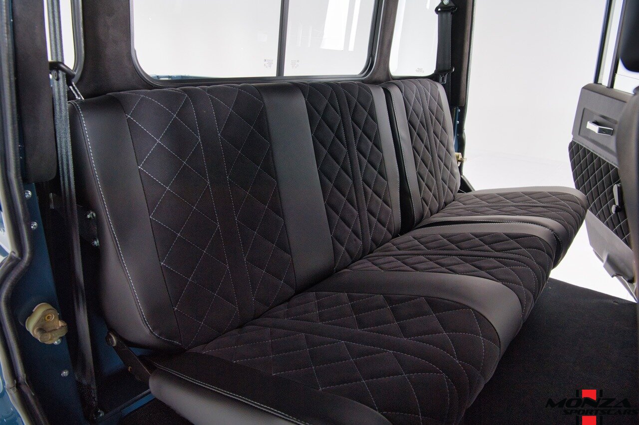 1999 Land Rover Defender 130 - Photo 45 - Houston, TX 77024
