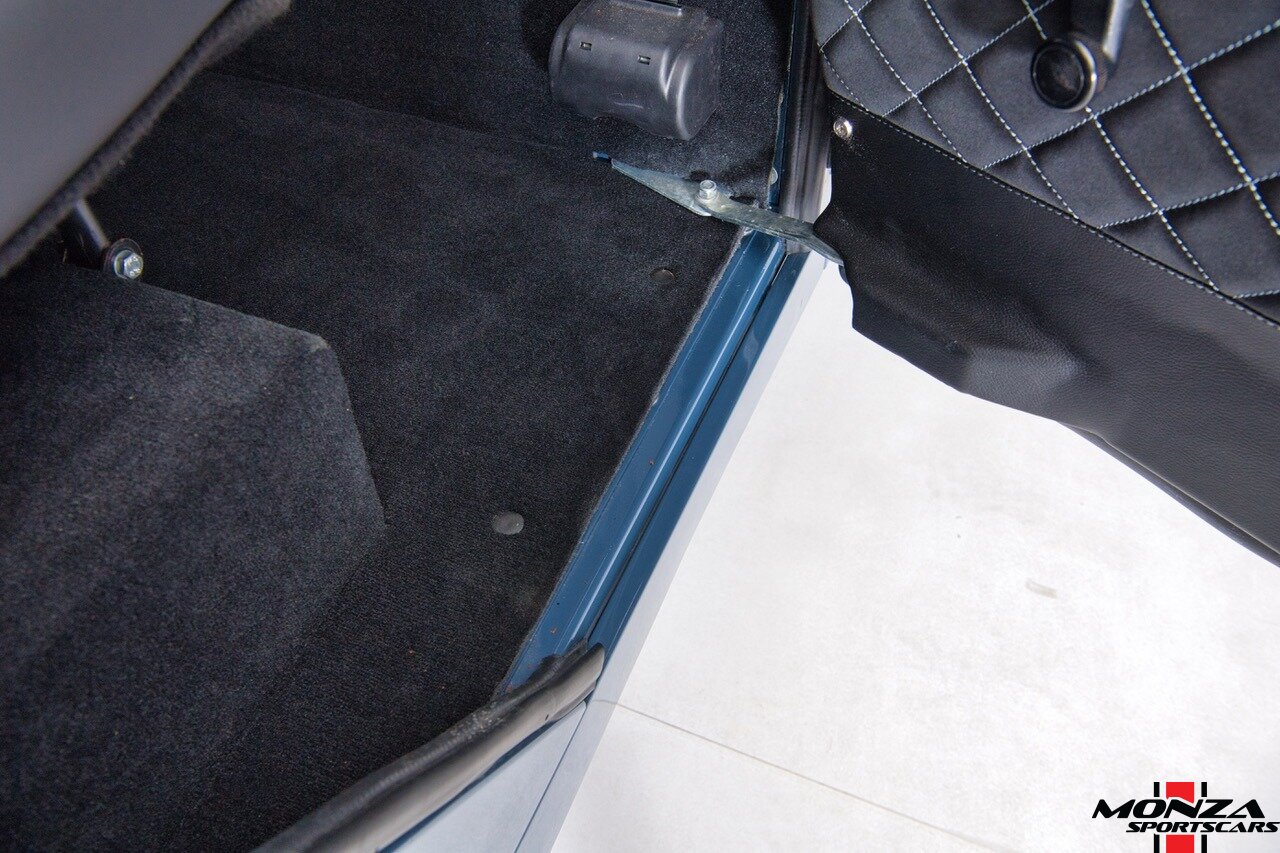 1999 Land Rover Defender 130 - Photo 108 - Houston, TX 77024