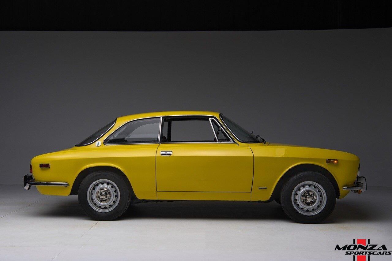 1974 Alfa Romeo GTV 2000   - Photo 60 - Houston, TX 77024